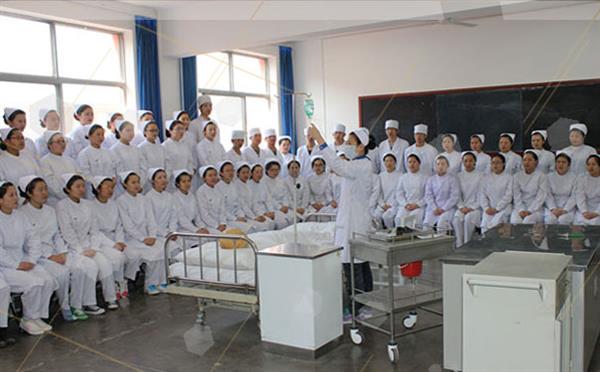 石家莊護理學(xué)校