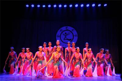 臨沂藝術(shù)學(xué)校有本科專業(yè)嗎？   