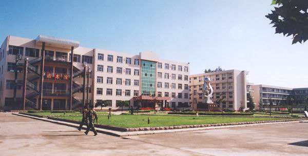 邯鄲建筑工程中專學(xué)校工程監(jiān)理專業(yè)怎么樣？好就業(yè)嗎？