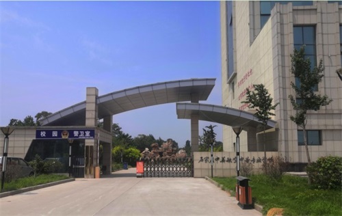  石家莊中英航空學(xué)校學(xué)費(fèi)貴嗎？   