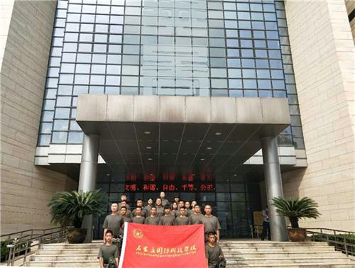 石家莊學(xué)計算機選擇石家莊國防科技學(xué)校怎么樣？