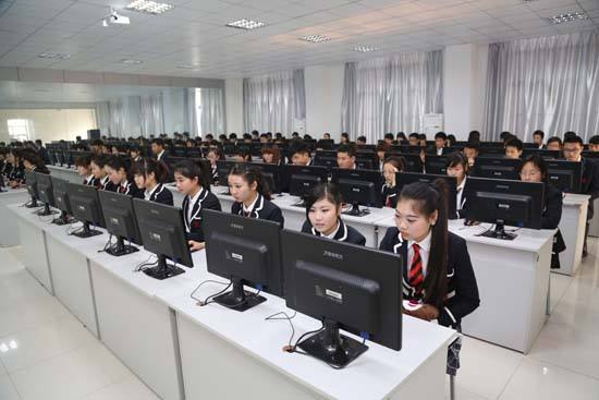 承德騰飛職業(yè)技術(shù)專修學(xué)院計算機應(yīng)用專業(yè)怎么樣？