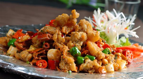 你想知道宮保雞丁背后的故事嗎？煙臺工貿(mào)技師學(xué)院為你分享！