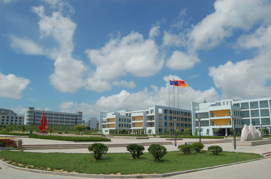 煙臺哪所學(xué)?？梢詫W(xué)電子商務(wù)？