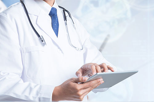 菏澤市東華職業(yè)培訓(xùn)學(xué)校怎么樣？學(xué)校的教學(xué)設(shè)備全嗎？