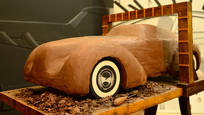 模具制造有哪些類型？煙臺(tái)市福田區(qū)技工學(xué)校為你解答！