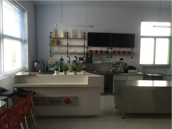 邢臺(tái)荔枝村烘焙專修學(xué)校裝修升級(jí)，圓你烘焙夢(mèng)