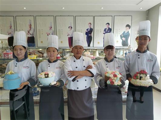 邢臺(tái)荔枝村烘焙專修學(xué)校有哪些專業(yè)？