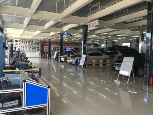 泰安陽光汽車專修學(xué)校有哪些專業(yè)？