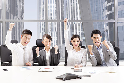 擔(dān)心就業(yè)問(wèn)題嗎？來(lái)山東威海外國(guó)語(yǔ)進(jìn)修學(xué)院吧！