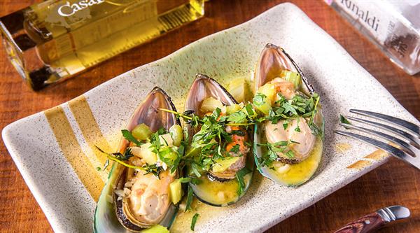 烹飪海鮮有方法？邯鄲工程高級(jí)技工學(xué)校來(lái)分享！