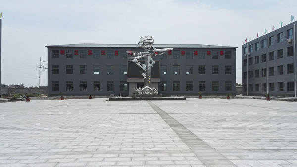 石家莊中英航空學(xué)校有什么就業(yè)保障和獎(jiǎng)勵(lì)措施？