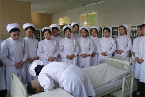 石家莊天使護士學校怎么報名？對學生有哪些優(yōu)惠政策？