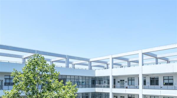 學(xué)歷+技能雙保障？保定新興工業(yè)技工學(xué)校歡迎你！