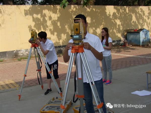 保定新興技校大型匯報演出及技能節(jié)開始啦！